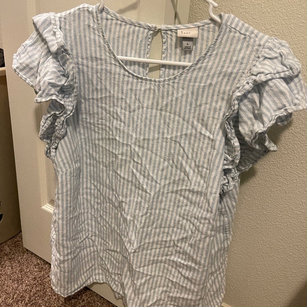 Sleeveless blouse